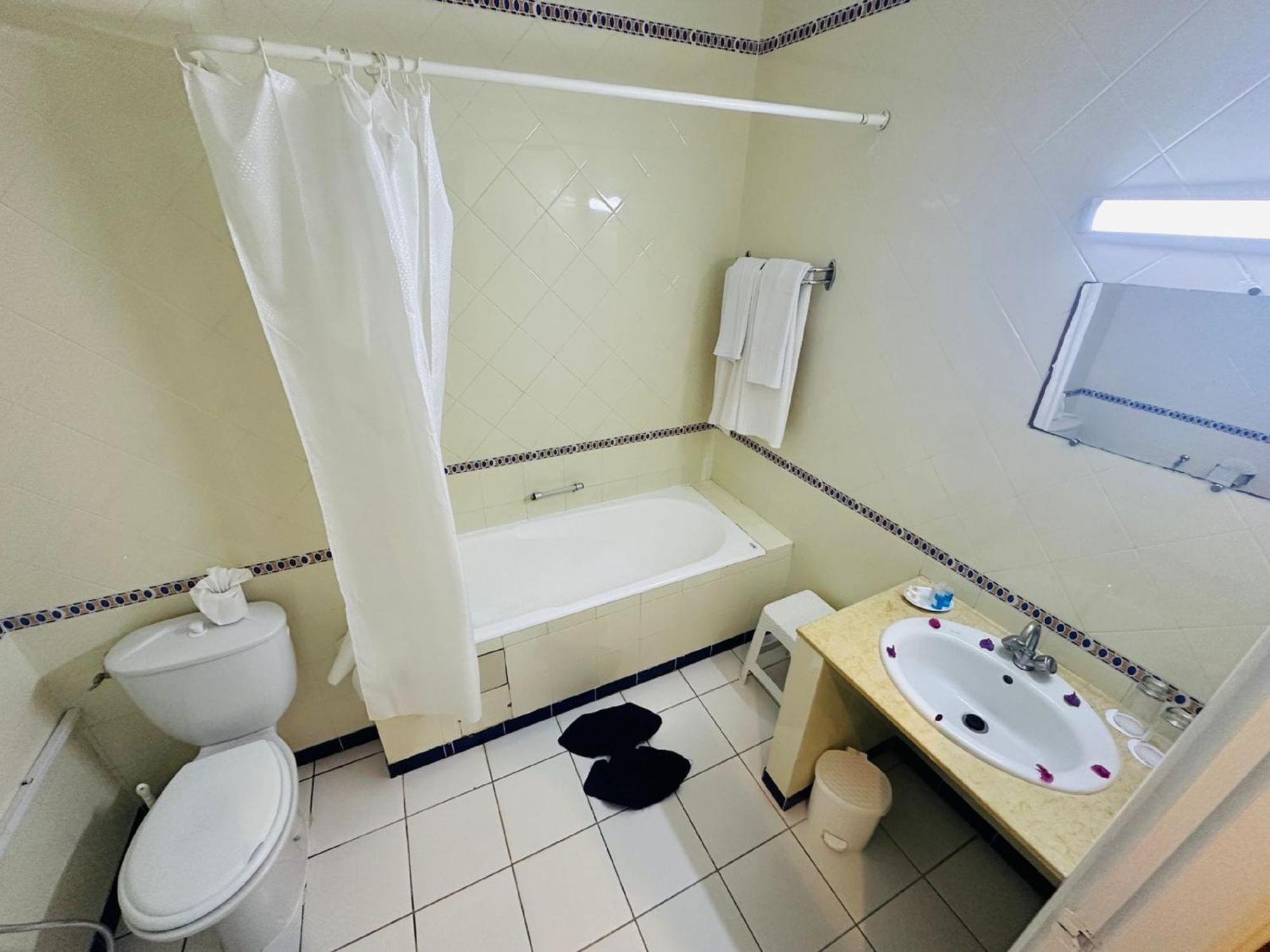 Hotel Best Beach- Family Only Chott Meriem Exteriör bild